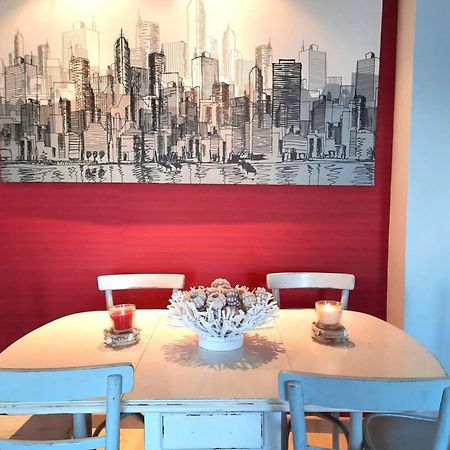 Paseo Del Rey - Fuengirola 2 Bedrooms Oceanfront Apartment Exterior photo